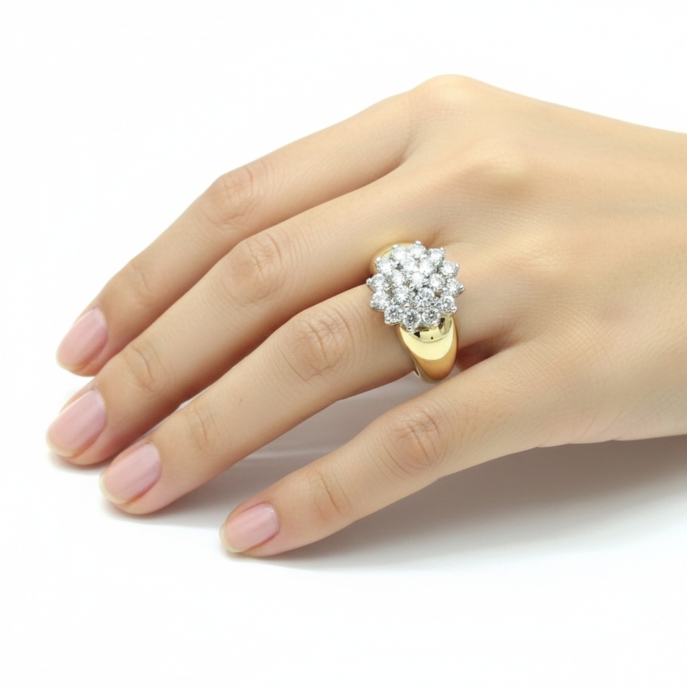 Solid 14k Gold Diamond Cluster Ring 7 - image 4
